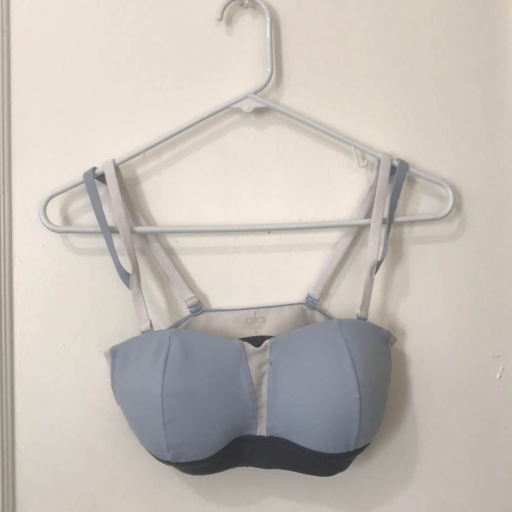 ALO yoga bra with detachable straps